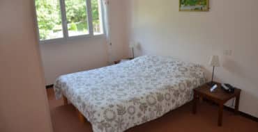 Chambre hotel 06 dans un camping