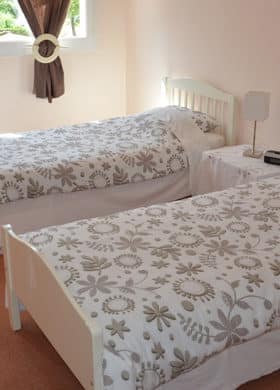 Chambre hotel 06 dans un camping